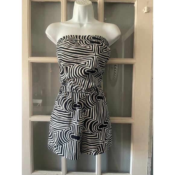 New‎ Trina Turk Strapless Romper - Picture 1 of 8